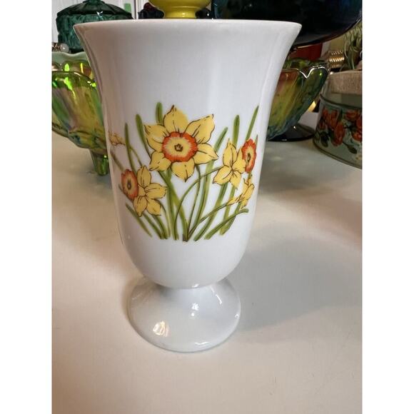 Vintage Handleless Footed Mug Vase YellowDaffodil Floral Print - Picture 2 of 4